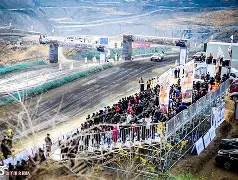 “百年赛道”——沃土之中的百年传承的简单介绍